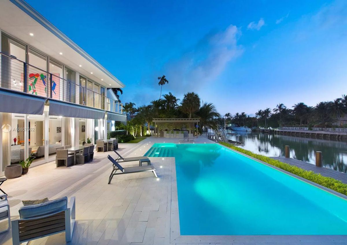 Prairie-Avenue-Modern-Home-in-Miami-Beach-Florida-4500-Prairie-Ave-Miami-Beach-FL-9