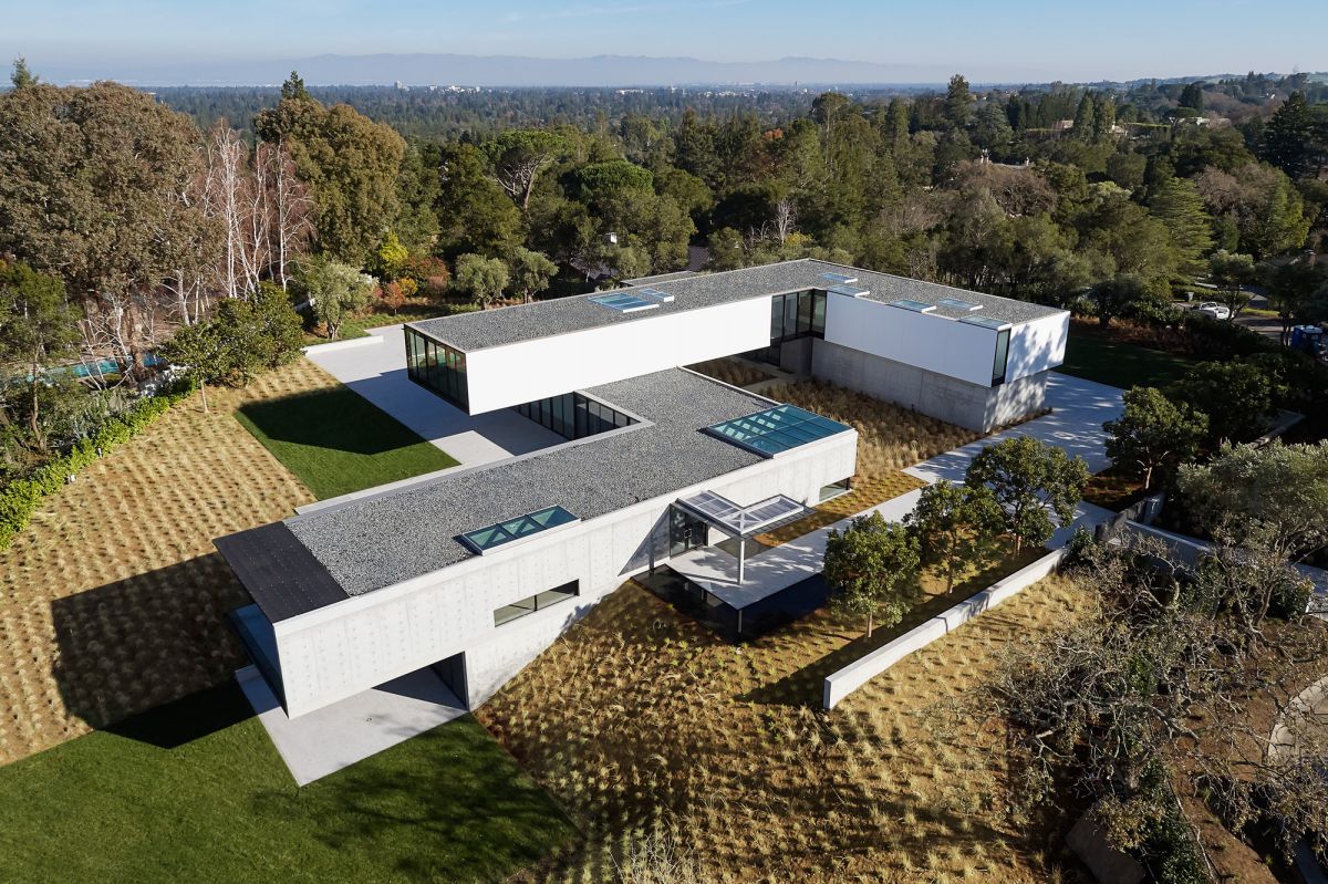 Ridge-View-Residence-in-Atherton-California-by-Natoma-Architects-4