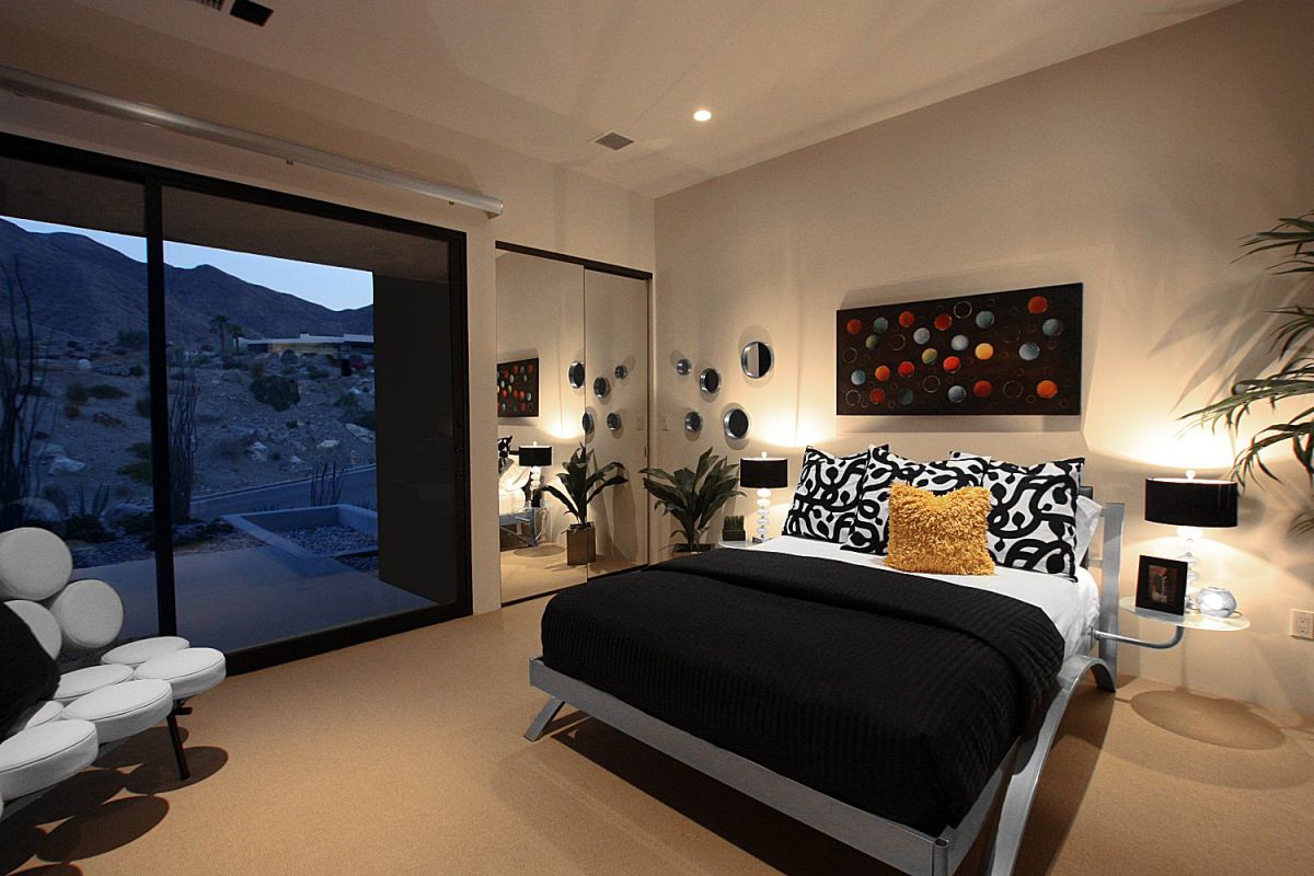 Sierra-Vista-Residence-in-Rancho-Mirage-by-Brian-Foster-Designs-19