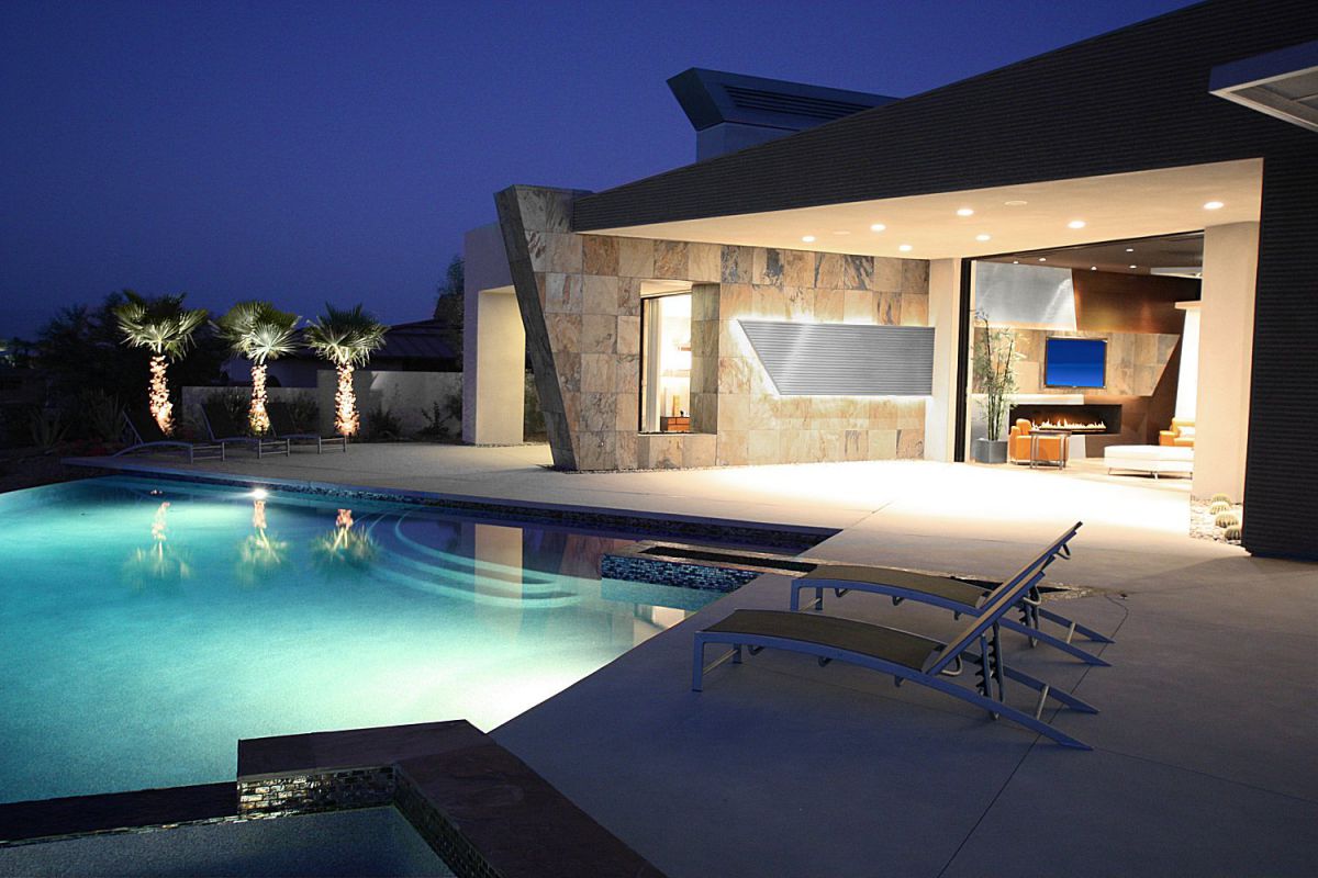 Sierra-Vista-Residence-in-Rancho-Mirage-by-Brian-Foster-Designs-25