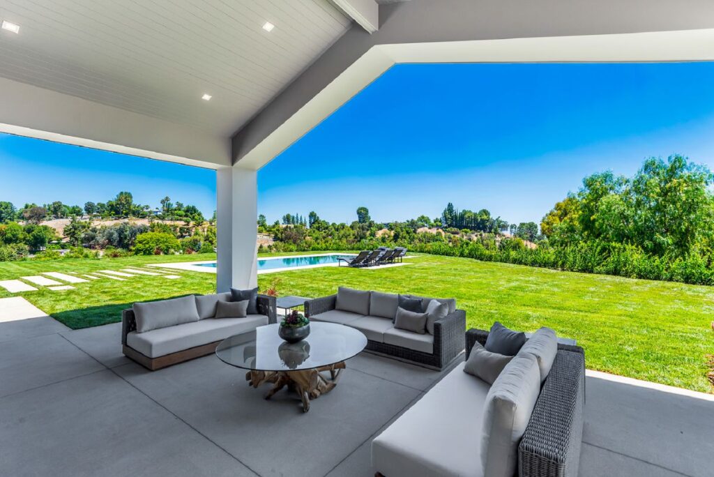 Spectacular New Custom Estate in Hidden Hills, California