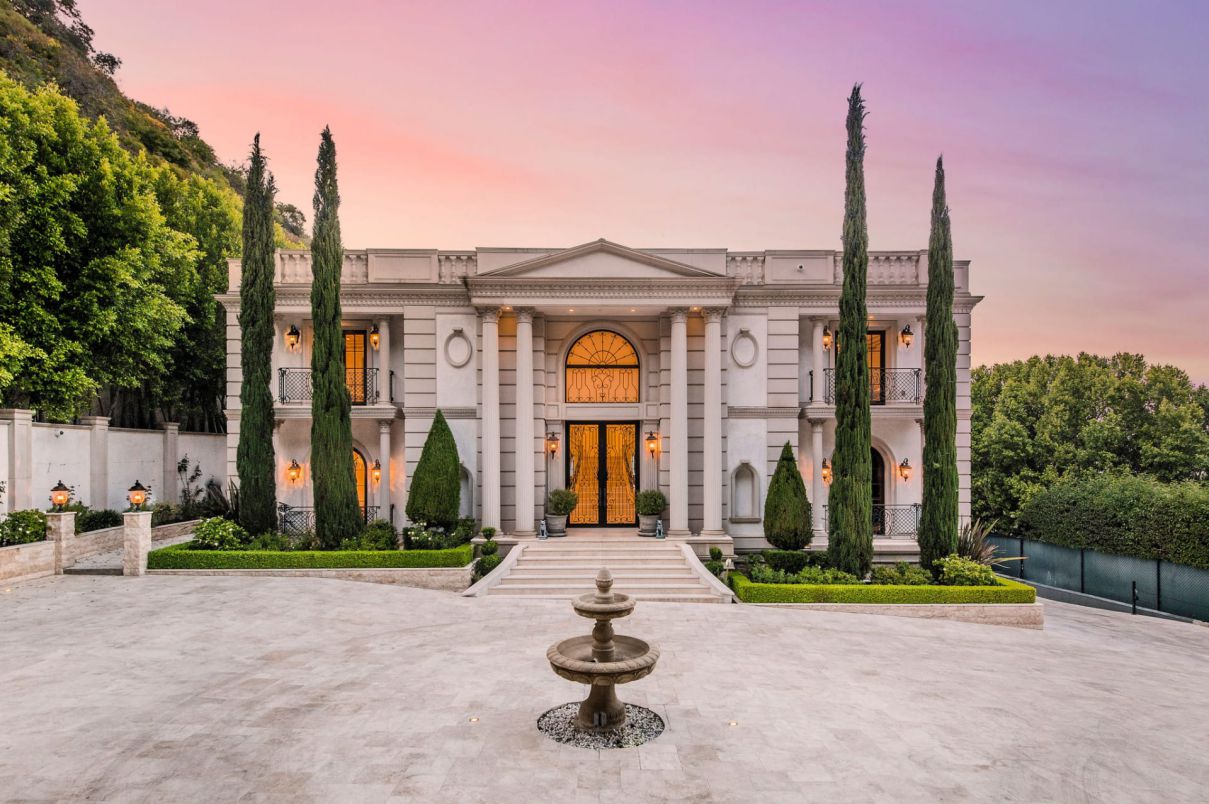 Stone-Canyon-Classic-Mansion-in-Los-Angeles-1