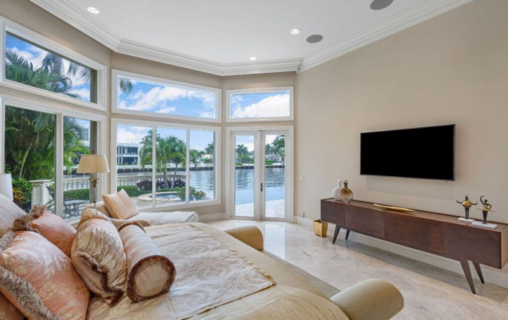 Stunning Villa Paradiso in Boca Raton for Sale