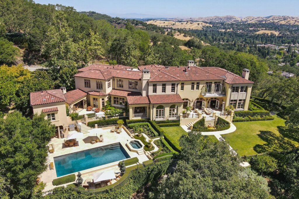 Thoughtfully Designed Alamo Estate returns Market