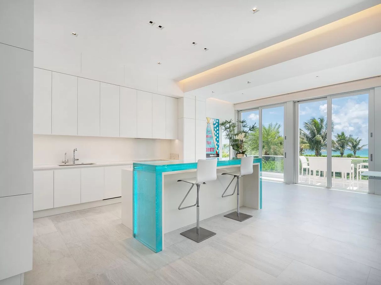 Timeless-Modern-Miami-Beach-Masterpiece-7815-Atlantic-Way-Miami-Beach4