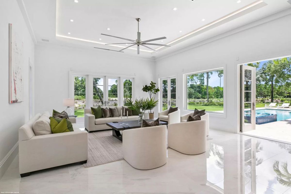 Transitional-Tillinghast-Cir-Residence-Returns-Market-12251-Tillinghast-Cir-Palm-Beach-Gardens-FL-15