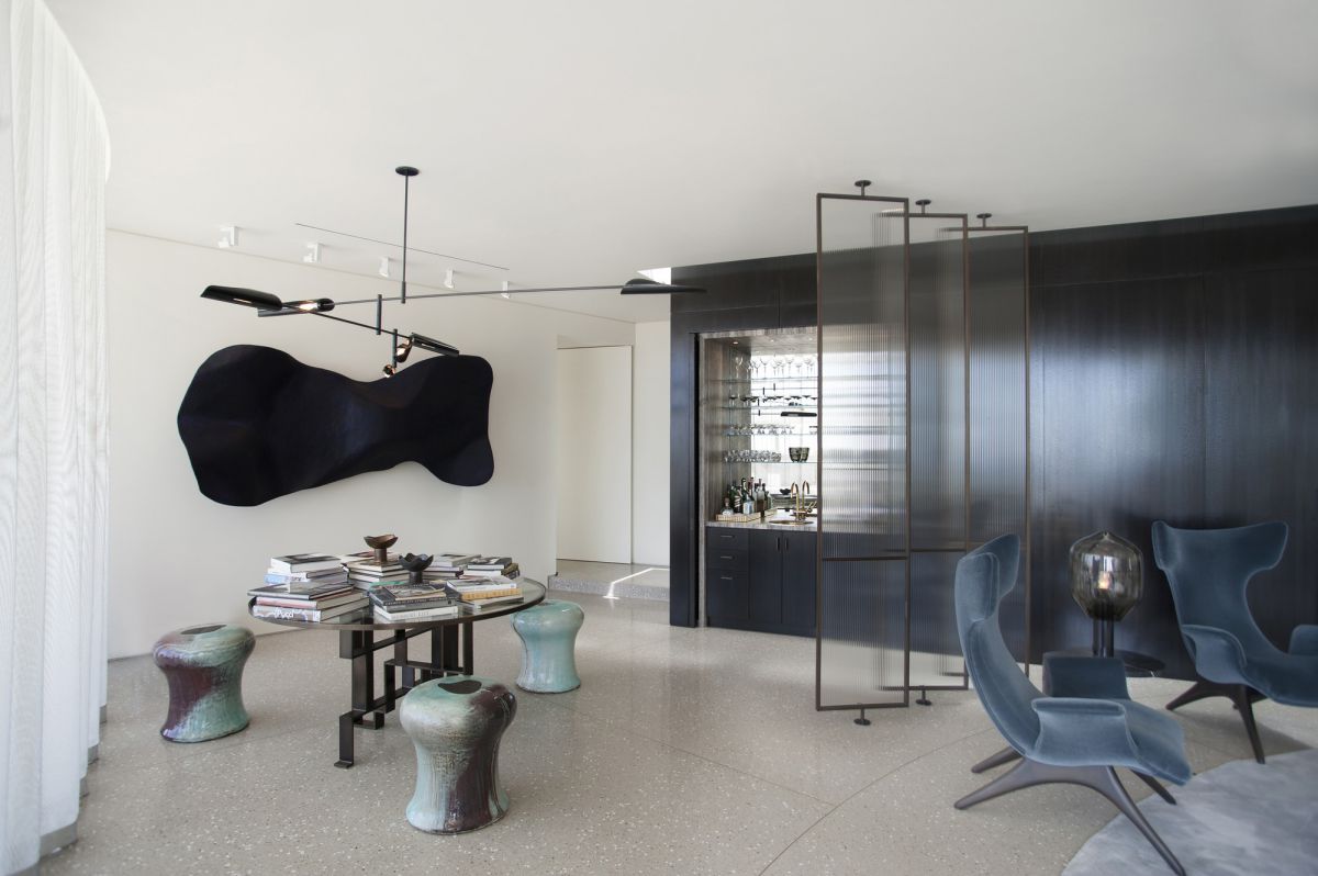Trousdale-Estates-Contemporary-Home-by-Dennis-Gibbens-Architects-2