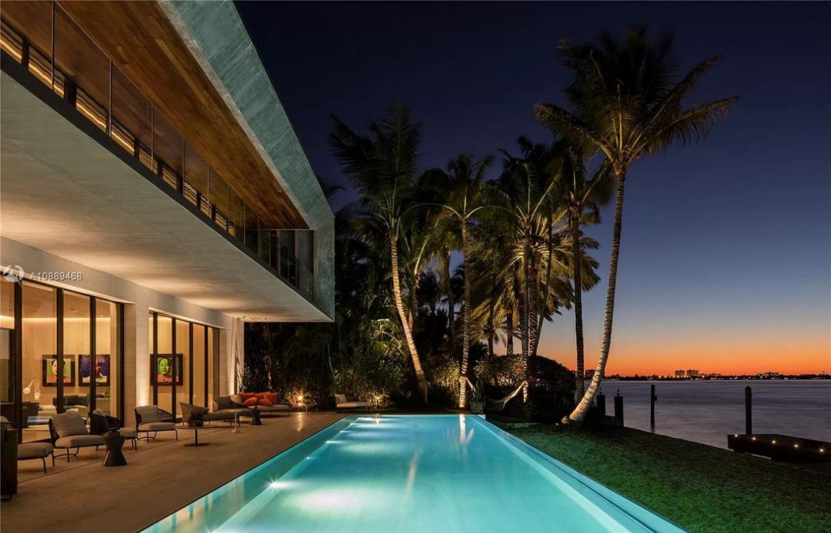 Ultimate-Subtropical-Modern-Home-in-Bal-Harbour-10