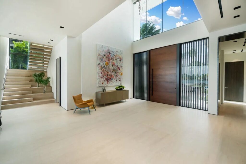 Ultra-luxury Home in Miami Beach has just completed