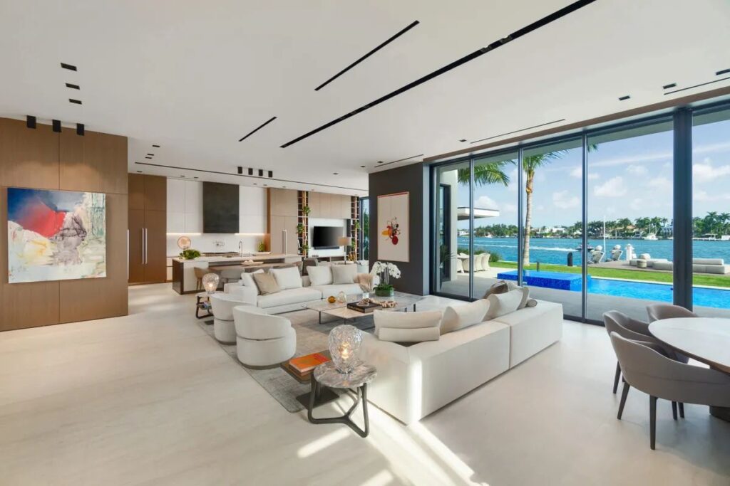 Ultra-luxury Home in Miami Beach has just completed