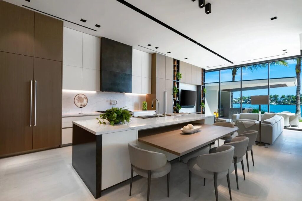 Ultra-luxury Home in Miami Beach has just completed