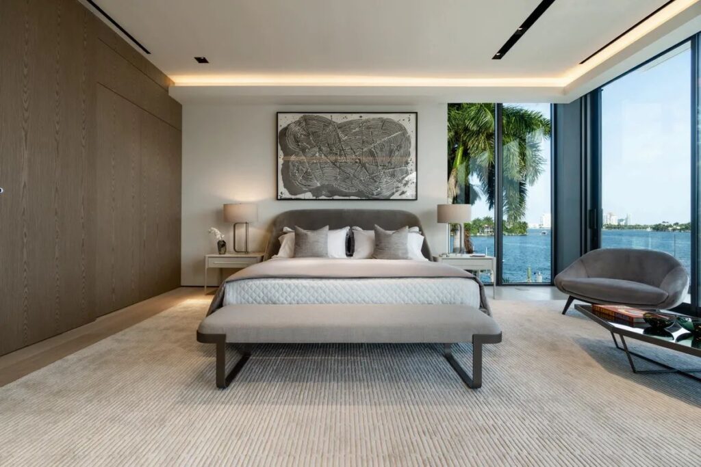 Ultra-luxury Home in Miami Beach has just completed