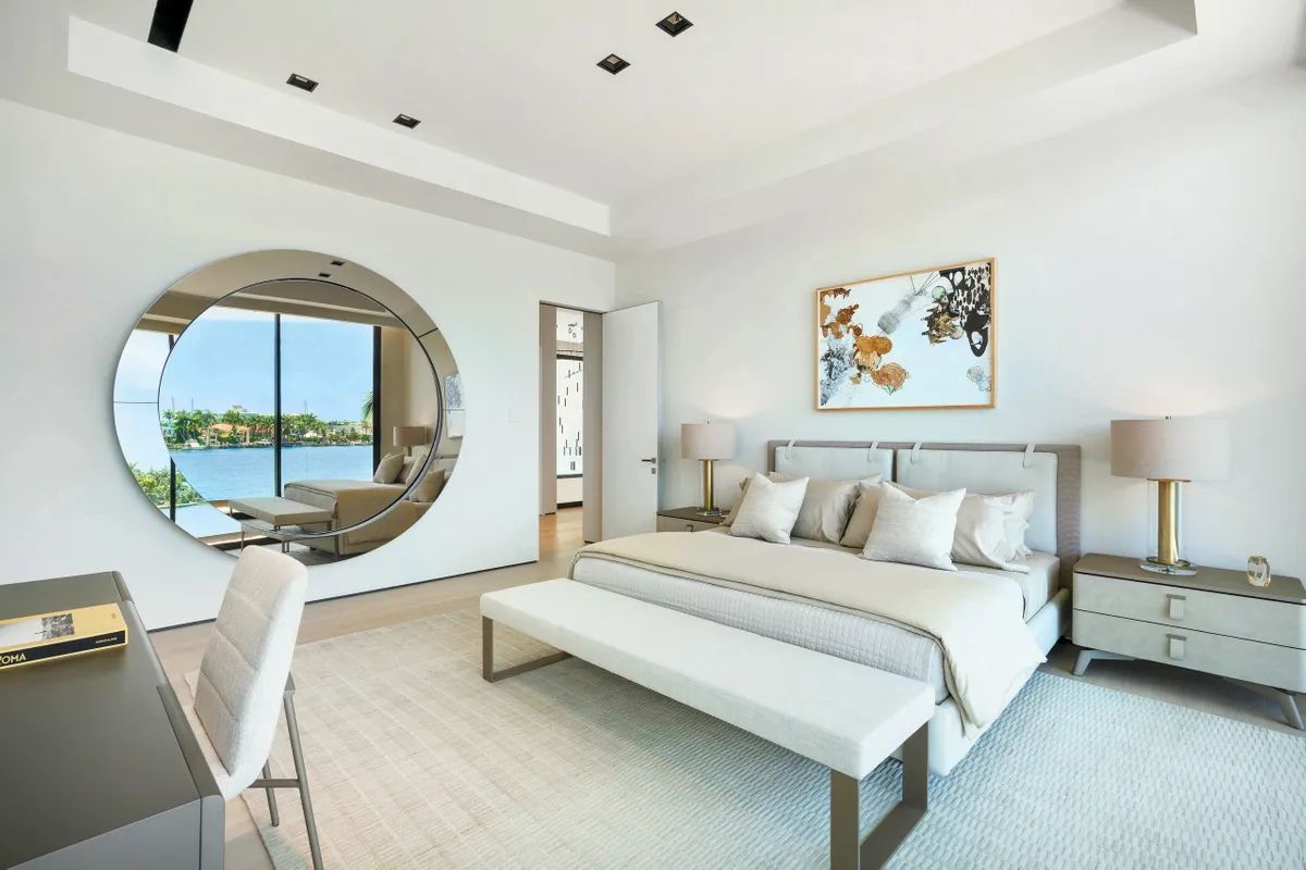 Ultra-luxury-Home-in-Miami-Beach-has-just-completed-26