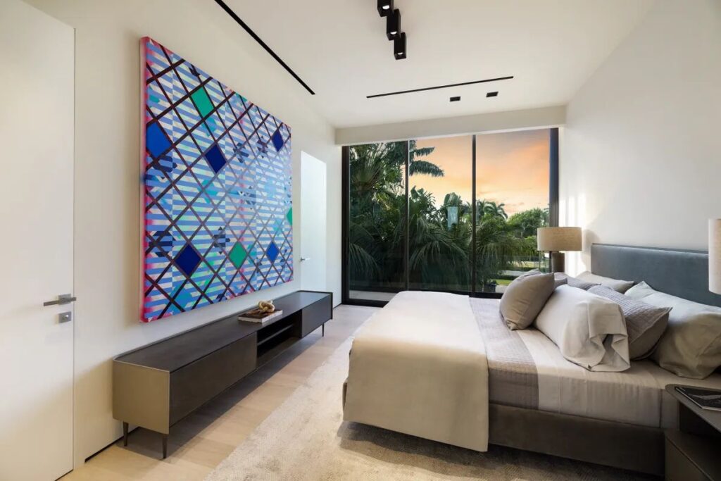 Ultra-luxury Home in Miami Beach has just completed