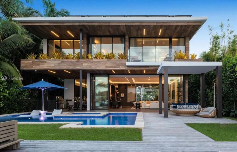 $15.5 Million West Dilido Modern Masterpiece offers Luxury of Miami Living