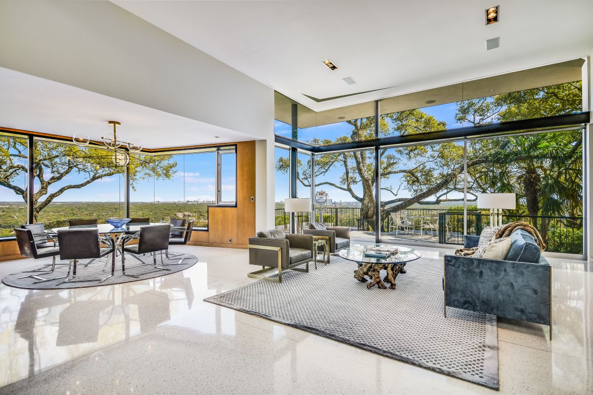 West-Lake-Hills-Masterpiece-in-Texas-returns-Market-for-10-Million-1404-Wild-Cat-Hollow-Austin-Taxas-9