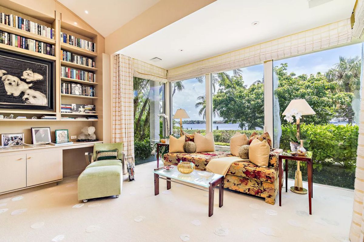 27.0-Million-Palm-Beach-House-with-Sweeping-Views-of-The-Intracoastal-23