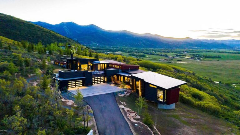 Architectural Utah House for Sale with An Asking Price $11.5 Million