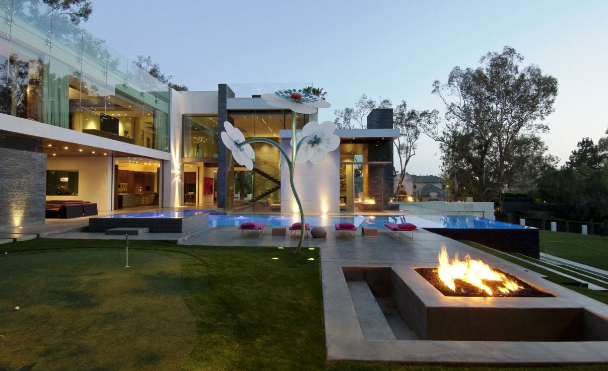 Beverly-Hills-Summit-House-by-Whipple-Russell-Architects-2