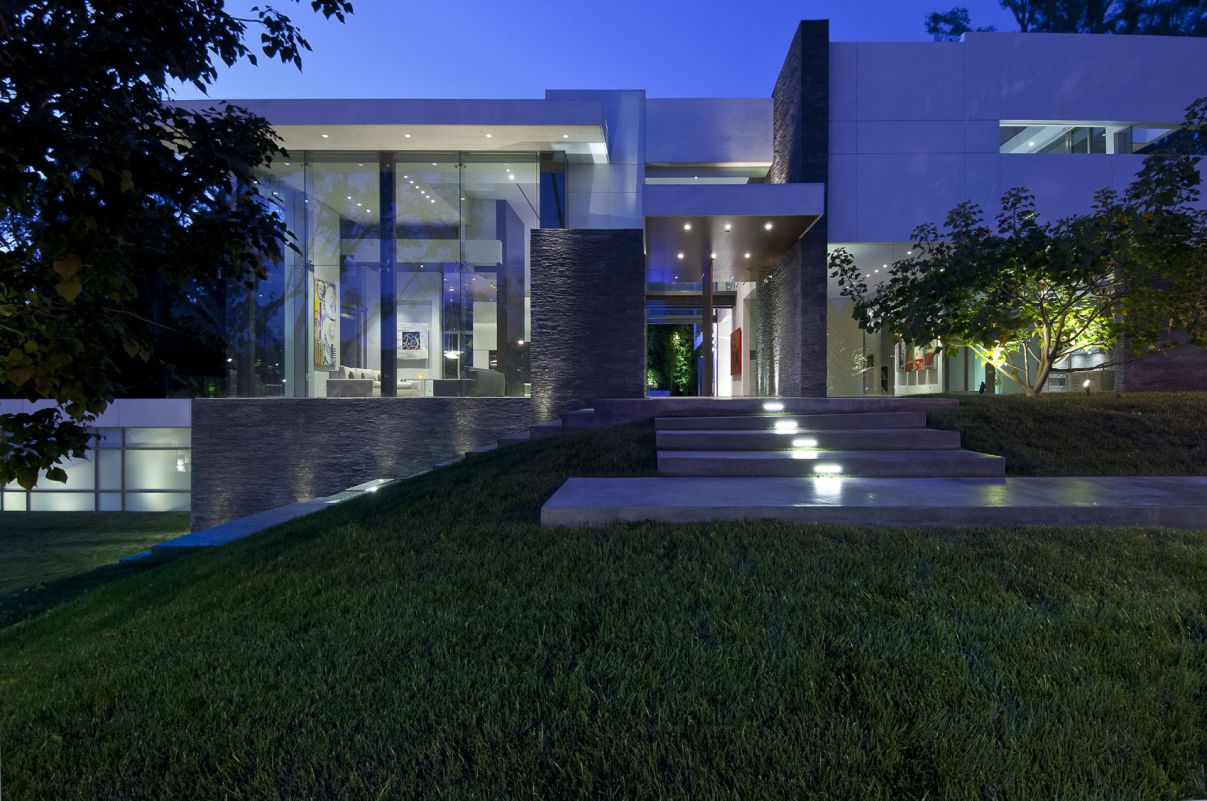 Beverly-Hills-Summit-House-by-Whipple-Russell-Architects-28