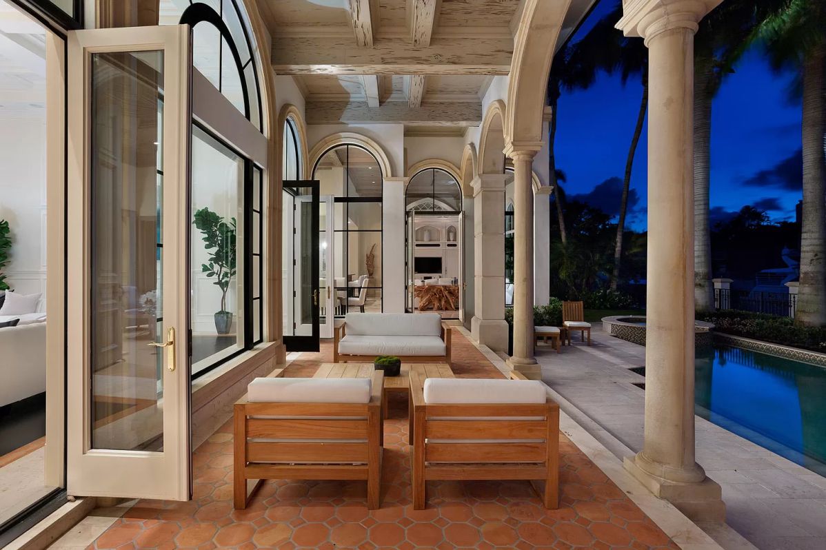 Boca-Raton-Florida-Deepwater-Estate-for-Sale-4