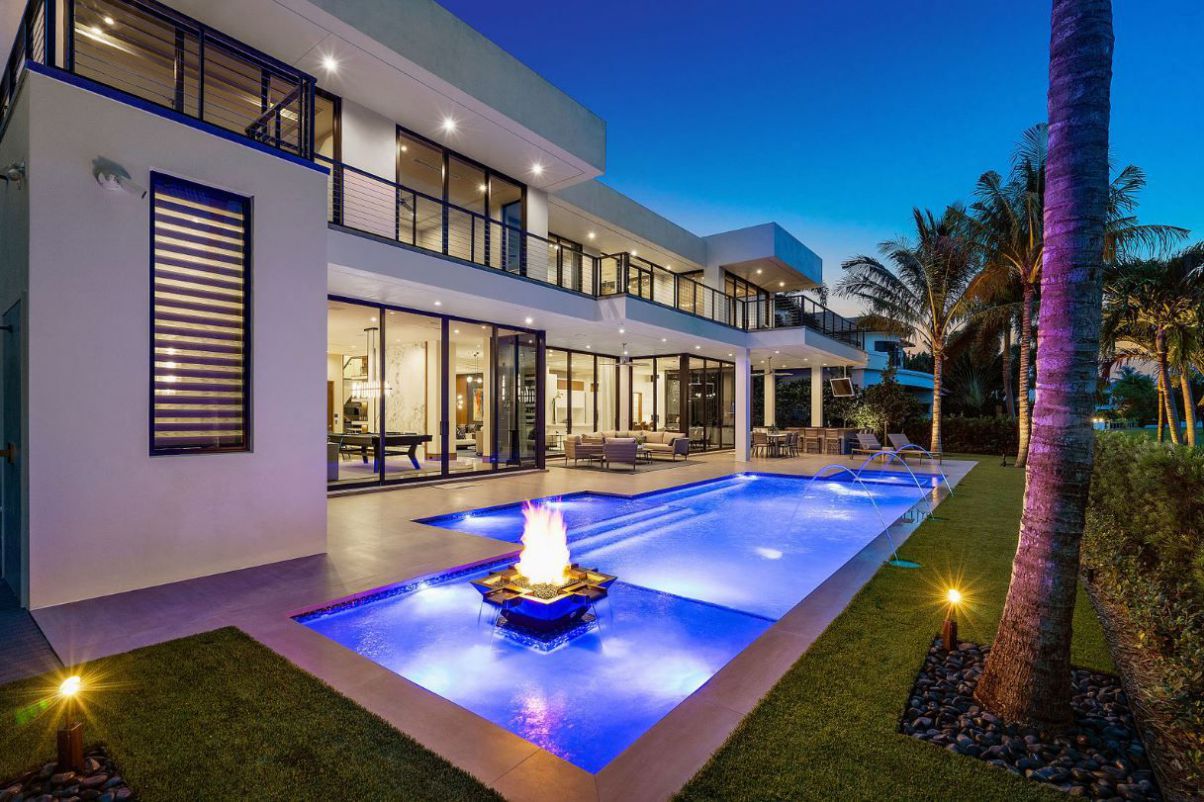 Boca-Raton-House-in-Floria-by-John-D-Conway-Architect-Inc-8