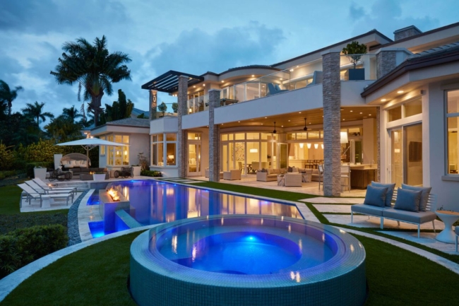 Boca Raton Modern Lakefront House built by Cudmore Builders