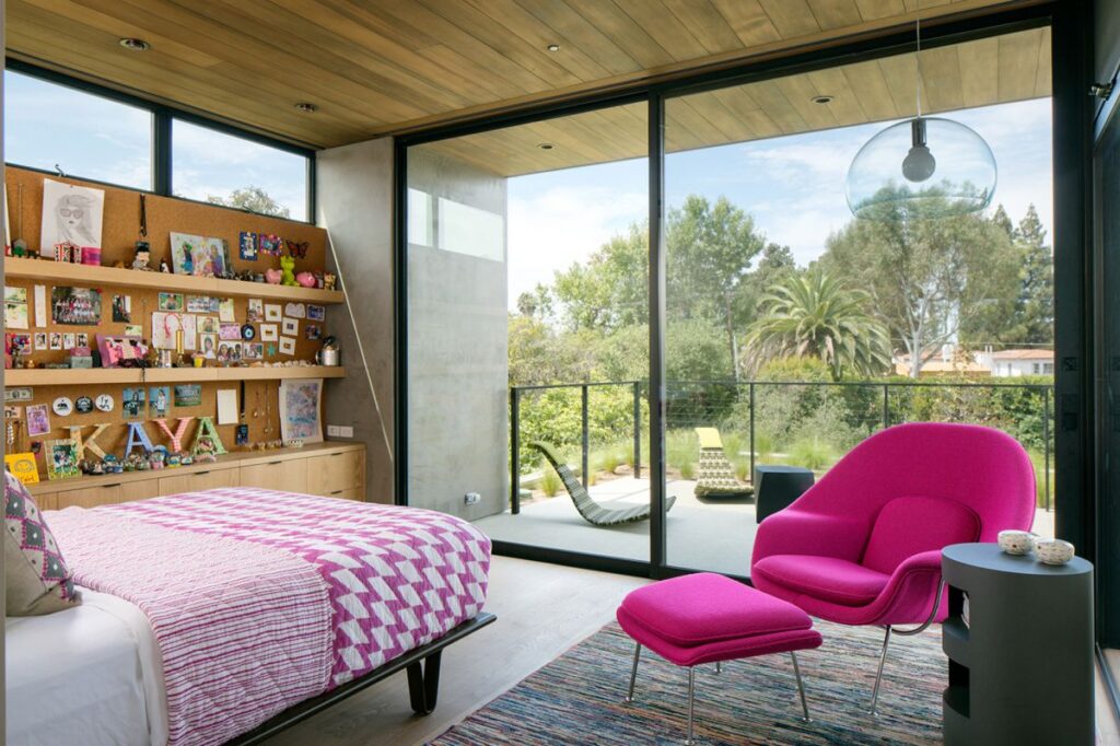Brentwood Residence in Los Angeles by Marmol Radziner Architecture