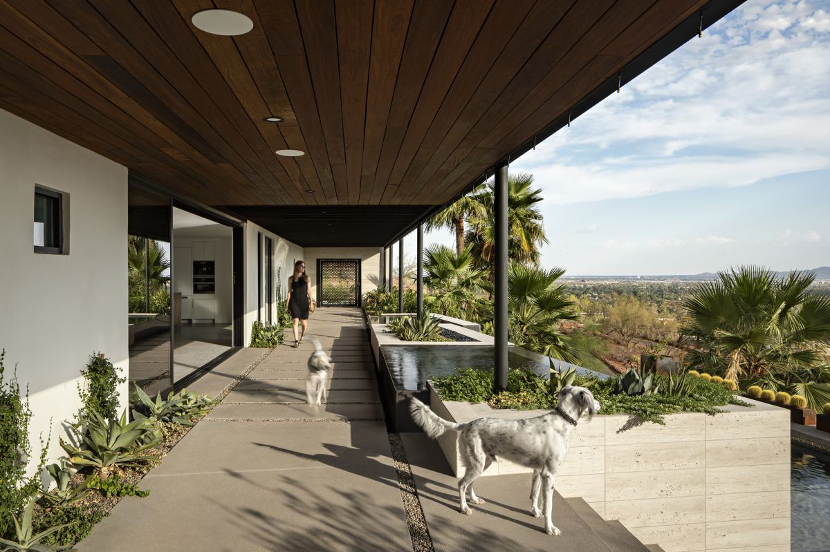 Camelback-Mountain-Residence-in-Phoenix-Arizona-by-The-Ranch-Mine-16