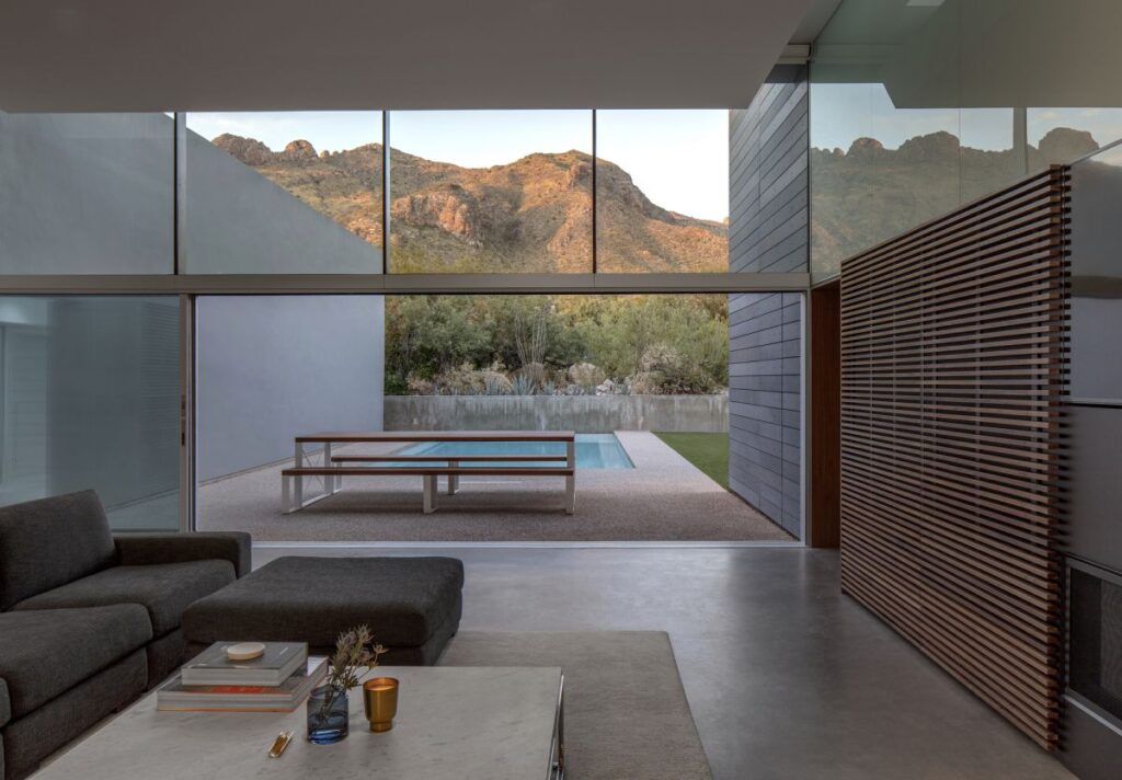 Canyon Desert House in Tucson, Arizona by HK Associates Inc