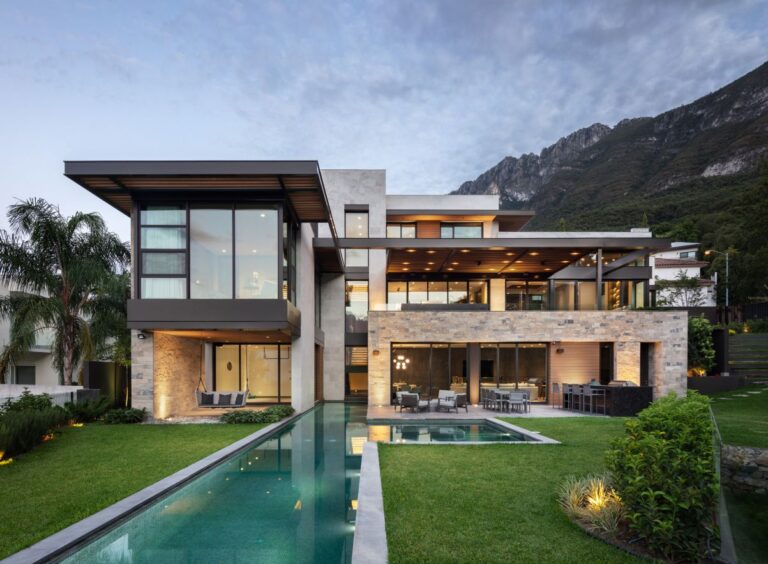Casa LV House in Mexico by Bernardo Pozas Residential Design