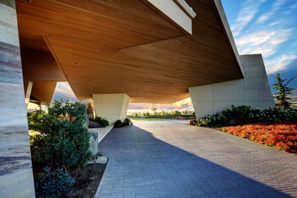 Cascades Vineyard Estate in Napa, California by Guy Dreier Designs
