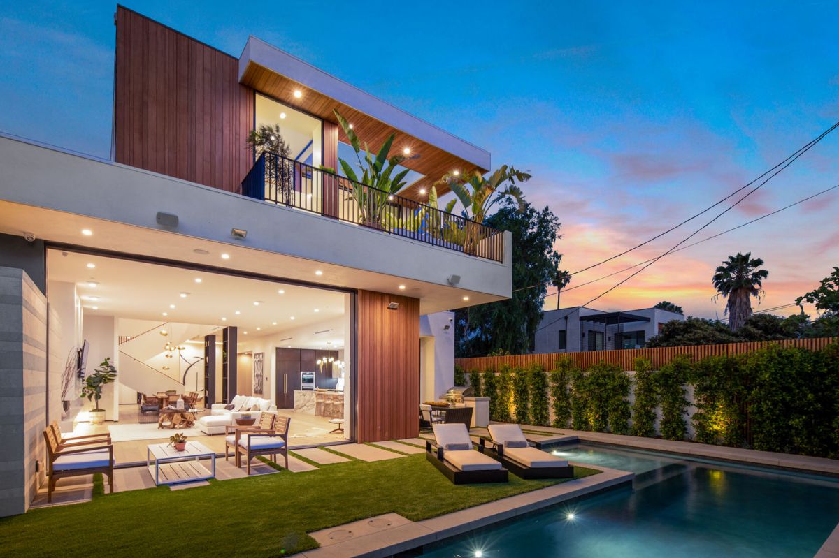 Contemporary-Style-Home-in-Los-Angeles-for-Sale-36