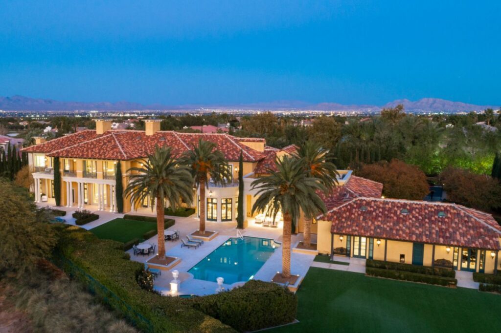 Elegent and Timeless European Villa in Las Vegas