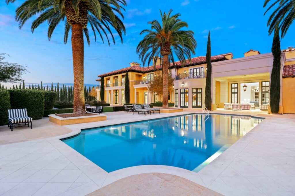 Elegent and Timeless European Villa in Las Vegas