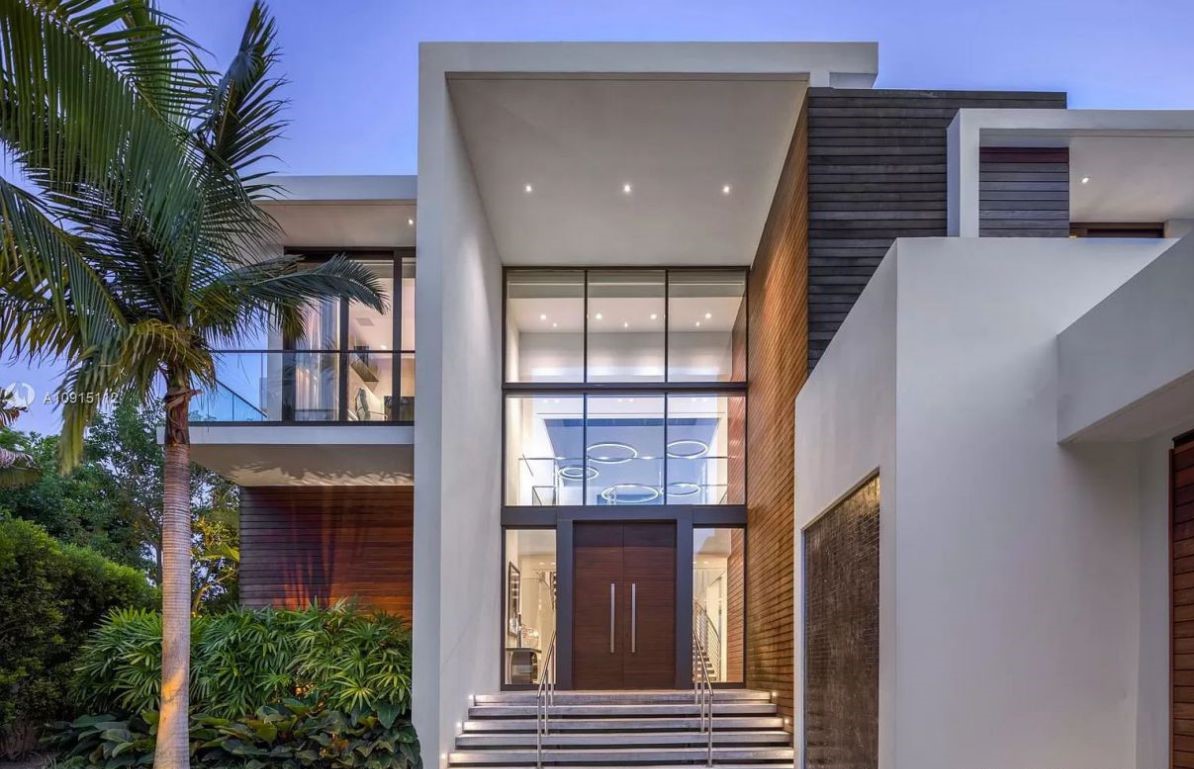 Exceptional-Miami-Beach-House-on-Rivo-Alto-Island-10