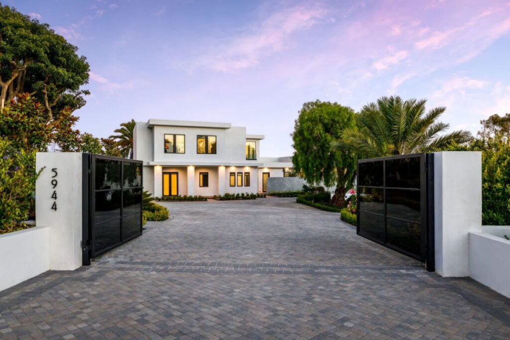 Finest Newly-finished Filaree Heights House in Malibu