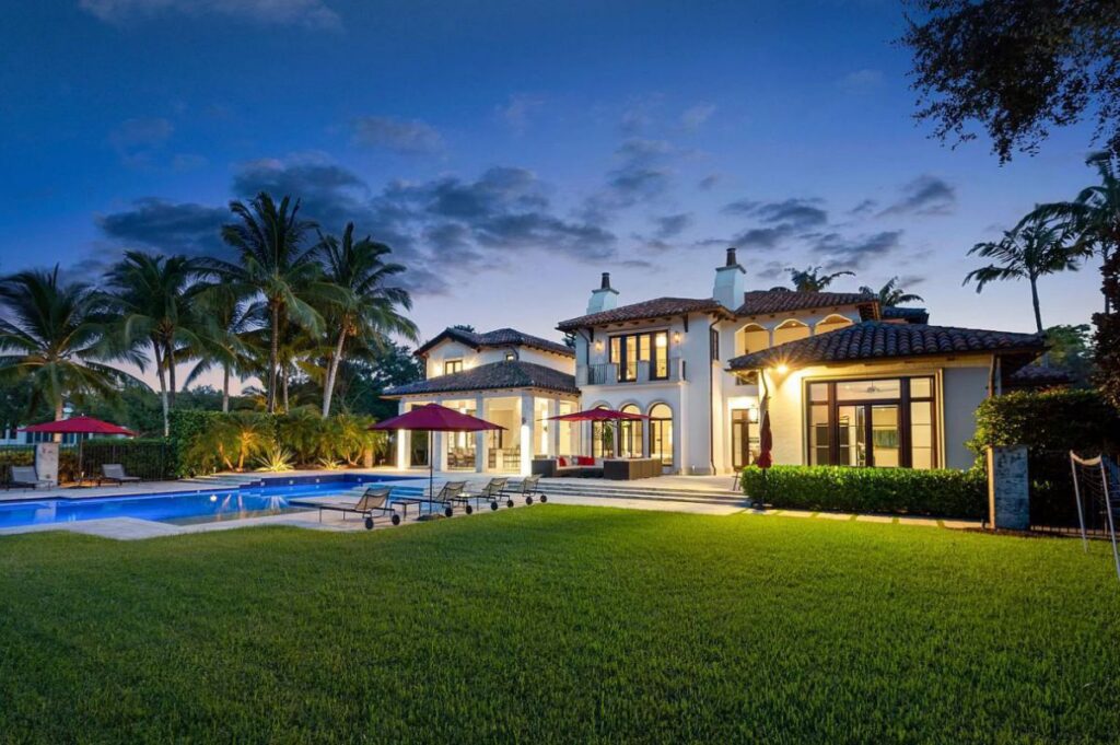 Florida Custom Built Home with Finest Finishings