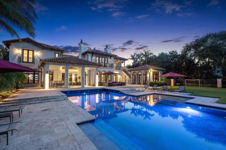 Florida Custom Built Home with Finest Finishings Asks for $4.99 Million