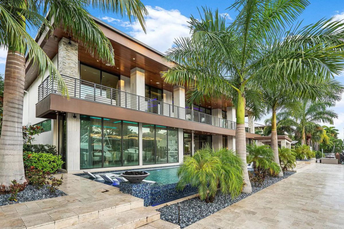 Fort-Lauderdale-House-with-Unique-Features-Asks-for-10.9-Million-3