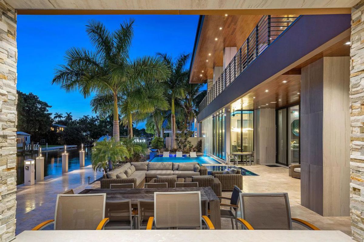 Fort-Lauderdale-House-with-Unique-Features-Asks-for-10.9-Million-9