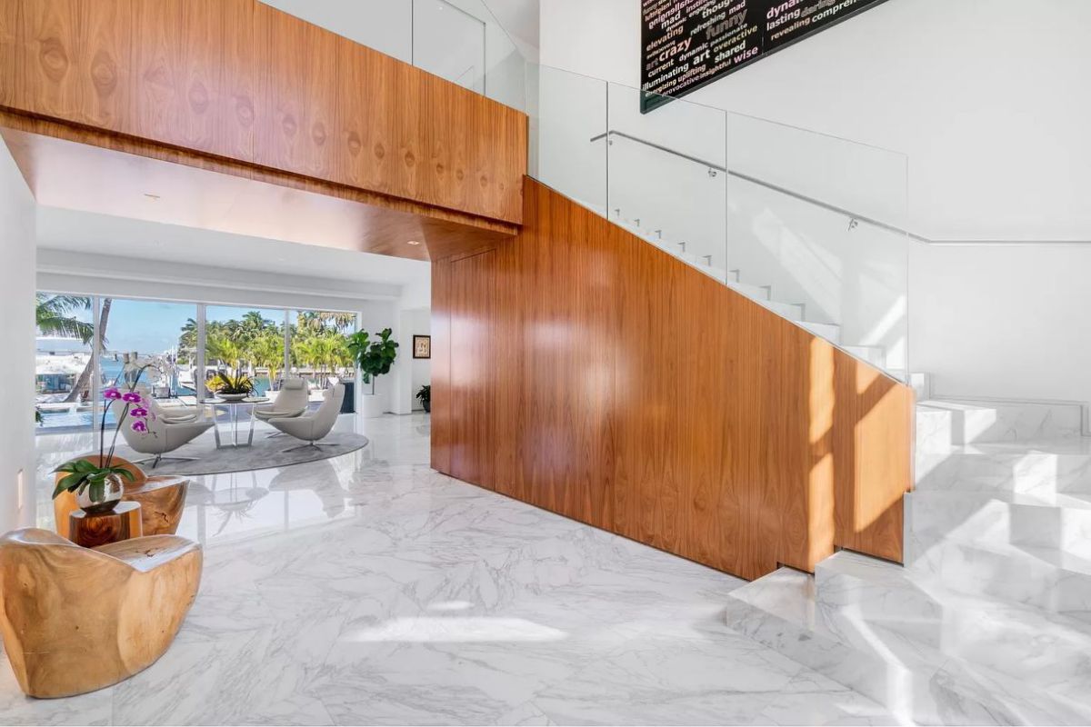 Fully-Renovated-House-in-Miami-Beach-for-Sale-at-16.9-Million-9