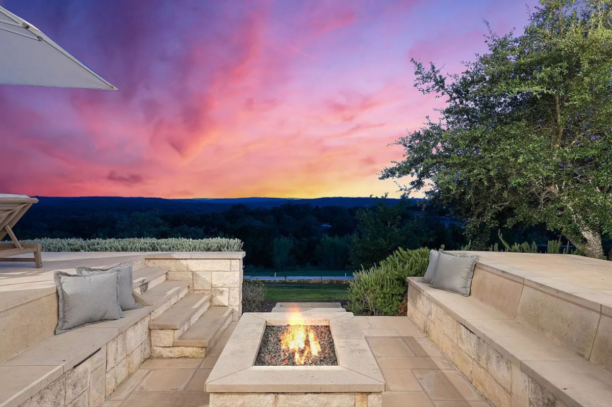 Gorgeous-Austin-Home-for-Sale-at-5-Million-in-Spanish-Oaks-Community-16