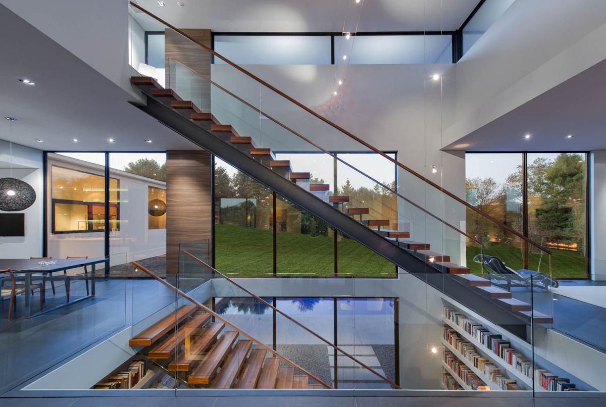 Great-Falls-Modern-Home-in-Virginia-by-Whipple-Russell-Architects-41