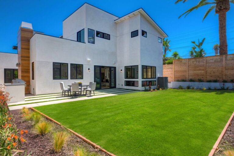 Inglewood Residence in Los Angeles for Sale at 3.3 Million
