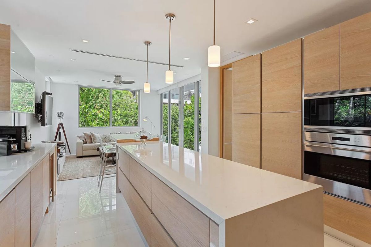 Key-Biscayne-Brand-New-Construction-Home-for-Sale-9