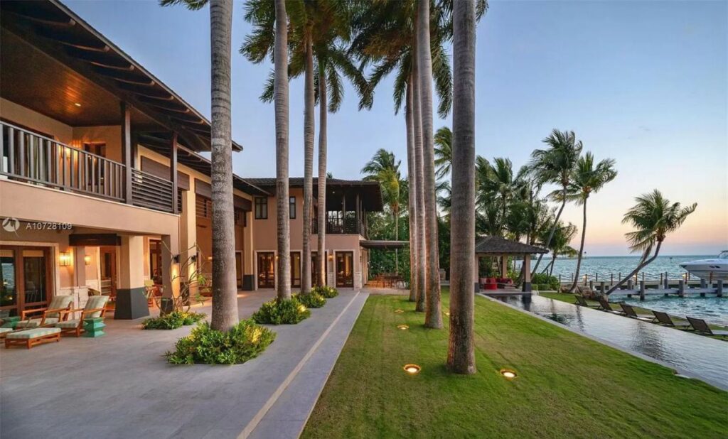 Key Biscayne Home for Sale at $16.5 Million offers Miami Luxury Living