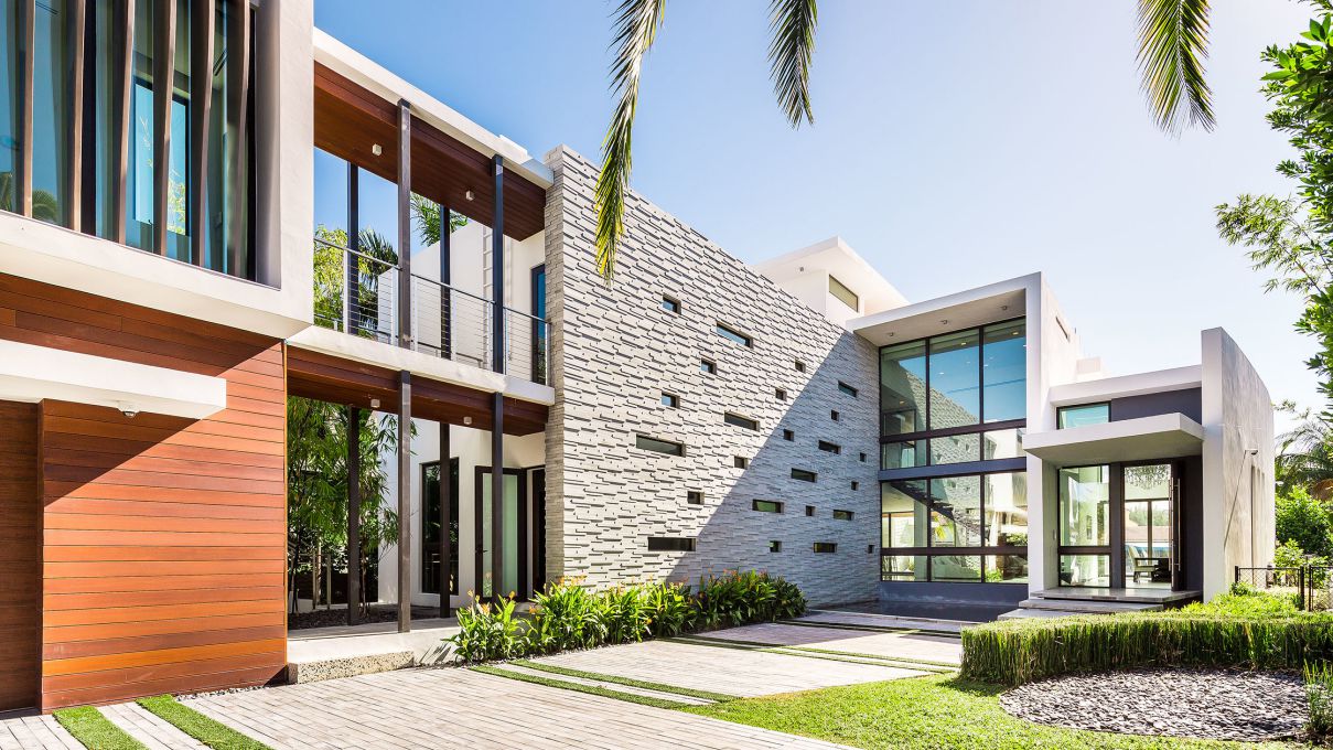 Lakeview-Court-Modern-Home-in-Miami-Beach-by-Borges-Architects-2