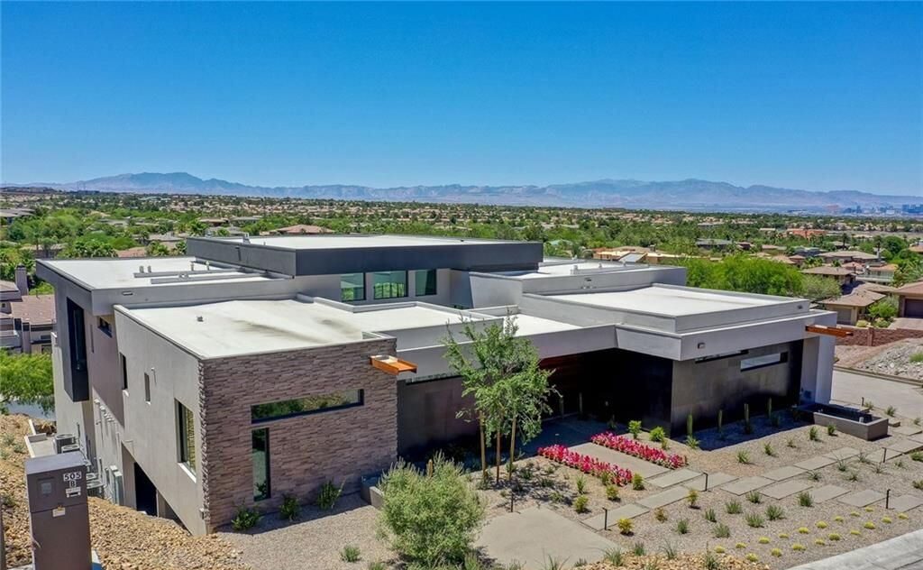 Las Vegas Luxury Home with Inspirational Views for Sale