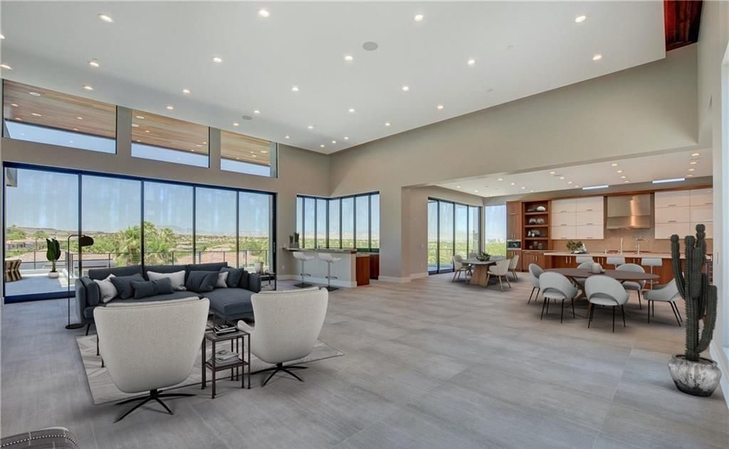 Las Vegas Luxury Home with Inspirational Views for Sale